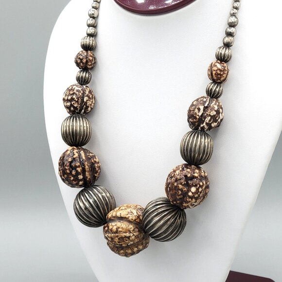 Chunky Large Brown Beaded Boho Necklace Textured Silver Beads Artisan Made 16" - Picture 3 of 9